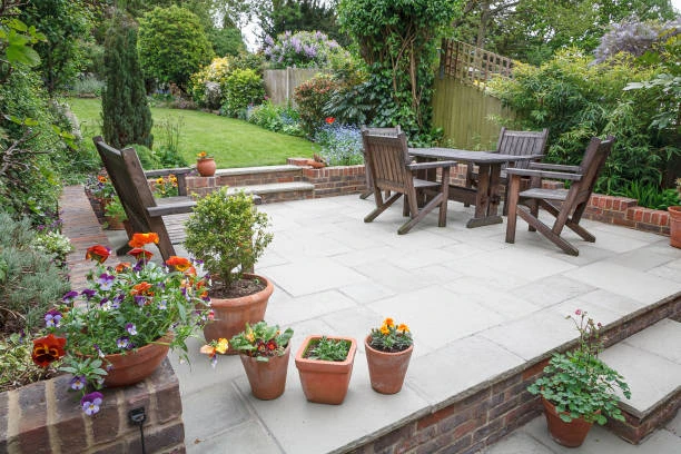 outdoor living Clarence