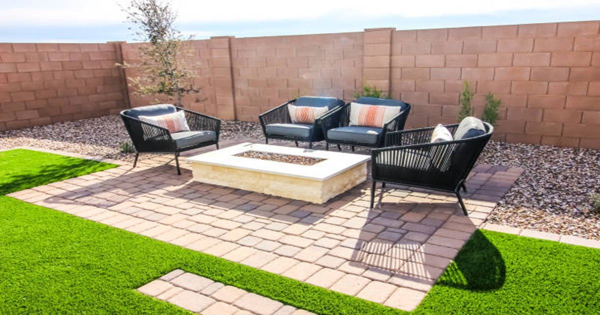 Read more about the article Paver Patio Installation Clarence: How Do You Maintain a Paver Patio?