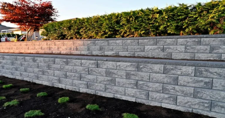 Retaining Wall Installer